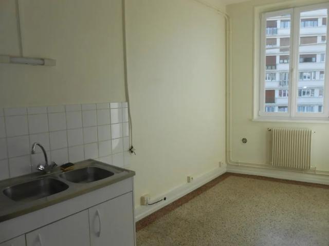 APPARTEMENT 2 pièce s 42m²