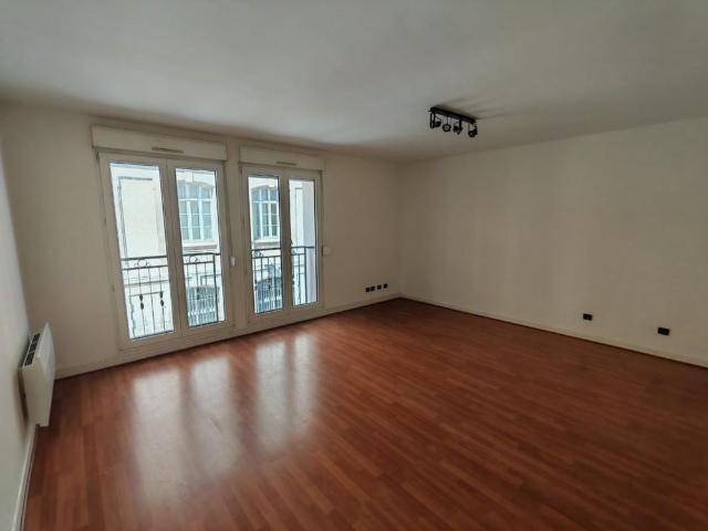 APPARTEMENT 2 pièce s 57m²