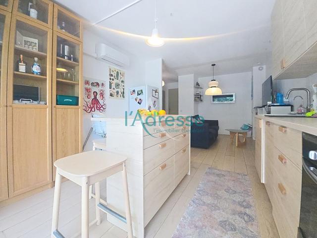 Appartement 2 pièce 38m² + RDJ 70m² et parking 38m² Cannes