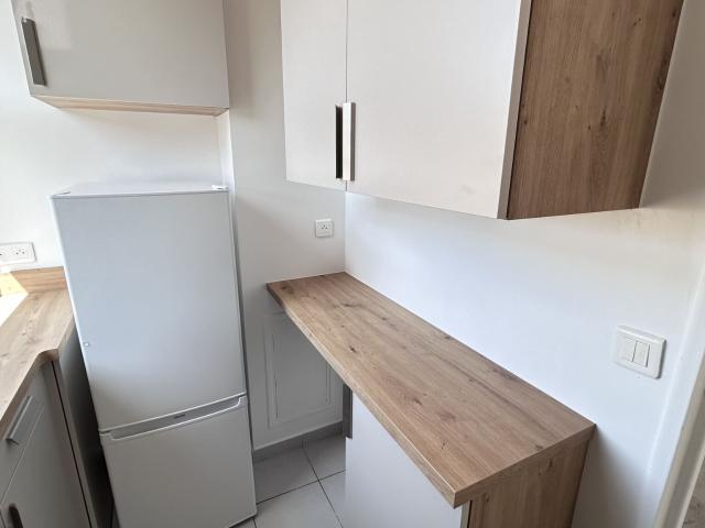 Appartement 2 pièces, 43 m² à louer à Toulon 83000