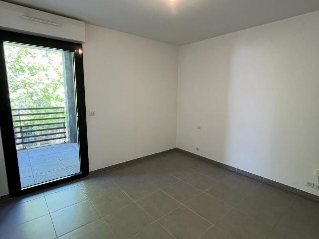 Appartement 2 pièces, 43 m² à louer à Aix en Provence 13090