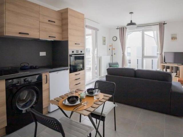 Appartement 2 pièces, 43 m² à louer à Bordeaux 33000