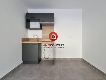 Appartement 2 pièces, 43 m² à louer à Les Angles 30133