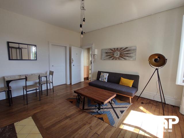 Appartement 2 pièces, 43 m² à louer à Limoges 87000