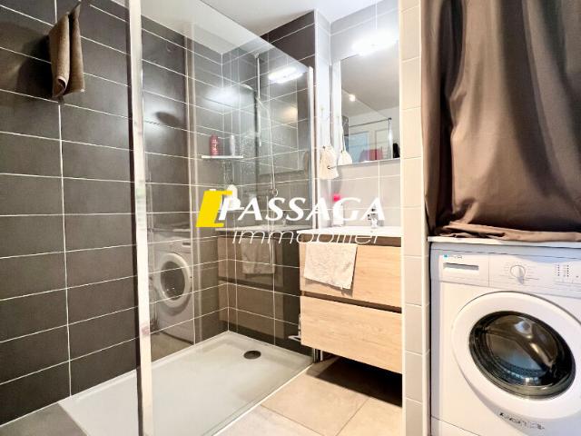 Appartement 2 pièces, 43 m² à louer à Luc la Primaube 12450