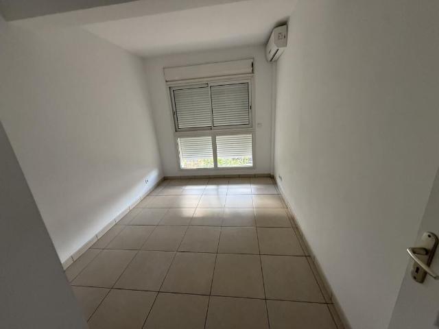 Appartement 2 pièces, 43 m² à louer à Saint Denis 97400