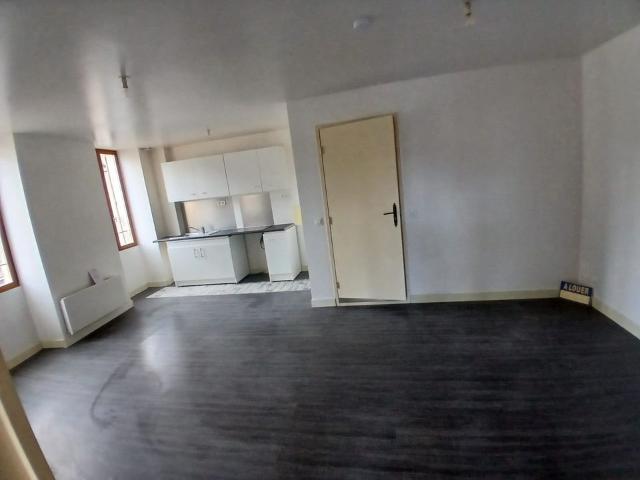 Appartement 2 pièces, 40 m² à louer à Vermenton 89270