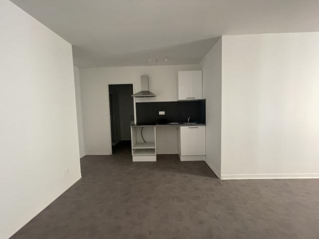 Appartement 2 pièces, 40 m² à louer à Narbonne 11100