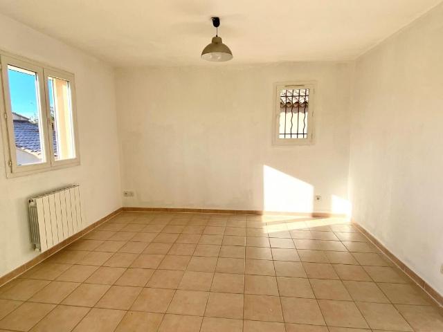Appartement 2 pièces, 40 m² à louer à Pertuis 84120