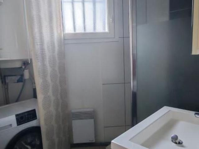 Appartement 2 pièces, 41 m² à louer à Villeneuve lès Avignon 30400