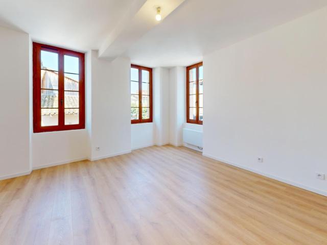 Appartement 2 pièces, 41 m² à louer à Beaumont de Lomagne 82500
