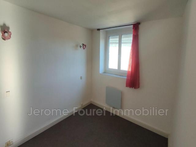 Appartement 2 pièces, 41 m² à louer à Montaignac sur Doustre 19300