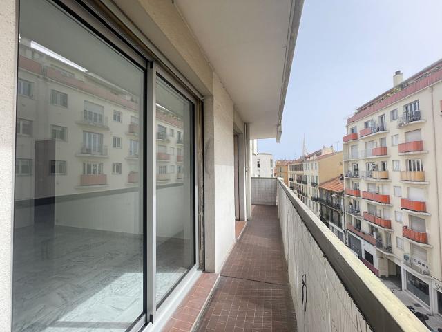 Appartement 2 pièces, 41 m² à louer à Nice 06000