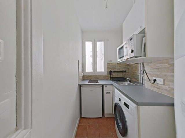 Appartement 2 pièces, 41 m² à louer à Paris 17 75017