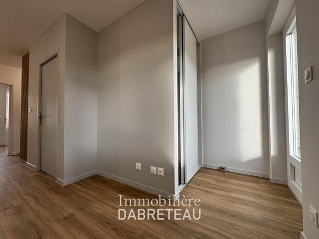 Appartement 2 pièces, 41 m² à louer à Roanne 42300