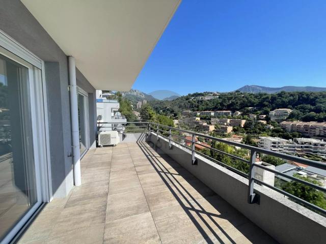 Appartement 2 pièces, 41 m² à louer à Roquebrune Cap Martin 06190