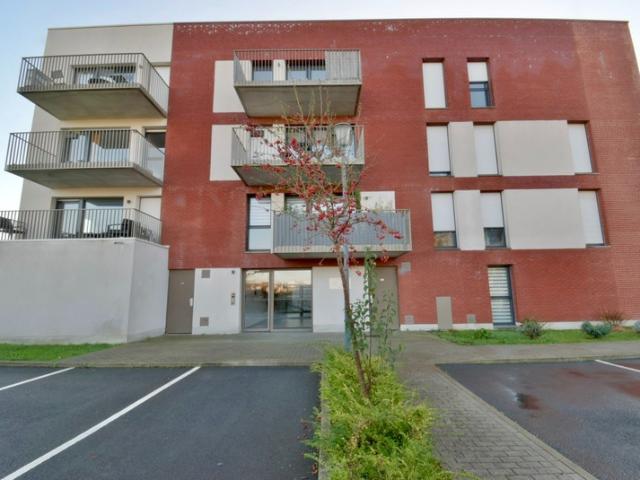 Appartement 2 pièces 41m2 avec terrasse et place de stationnement PMR BAISIEUX 59