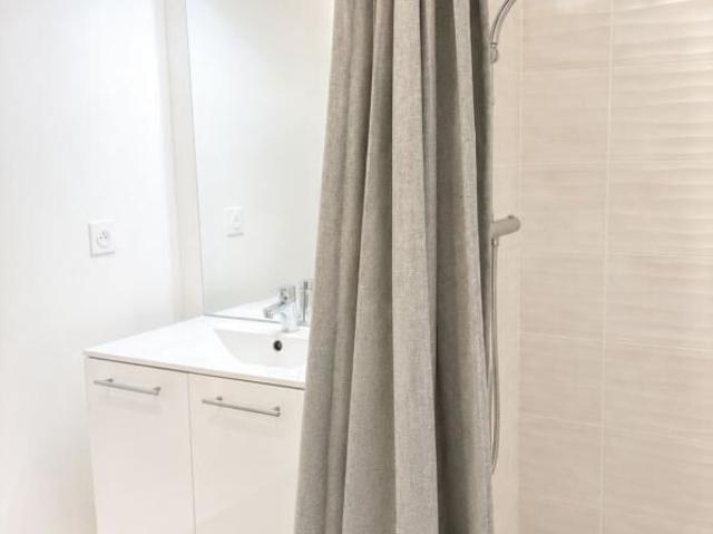 Appartement 2 pièces, 42 m² à louer à Aix en Provence 13090