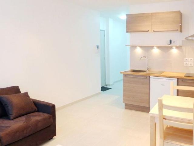 Appartement 2 pièces, 42 m² à louer à Bordeaux 33000