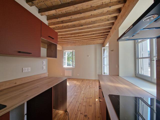Appartement 2 pièces, 42 m² à louer à Couzon au Mont d'Or 69270