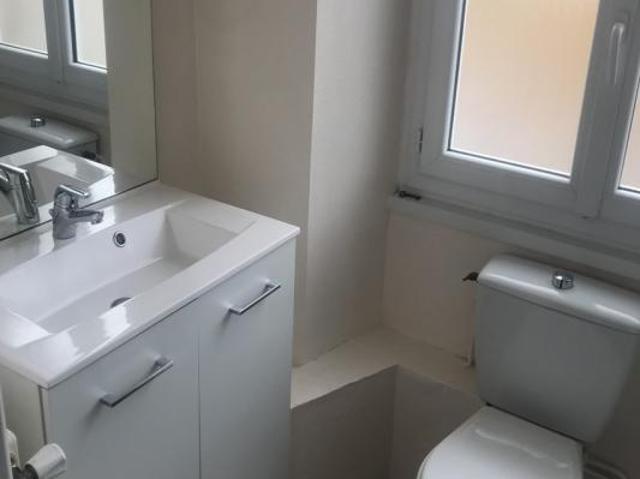 Appartement 2 pièces, 42 m² à louer à Égletons 19300