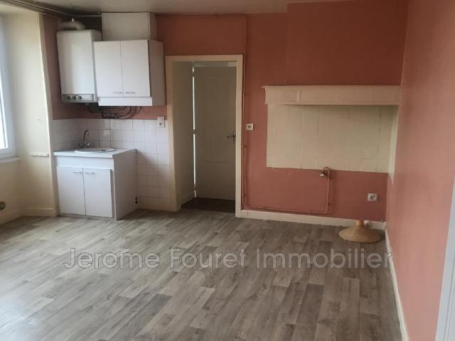Appartement 2 pièces, 42 m² à louer à Égletons 19300
