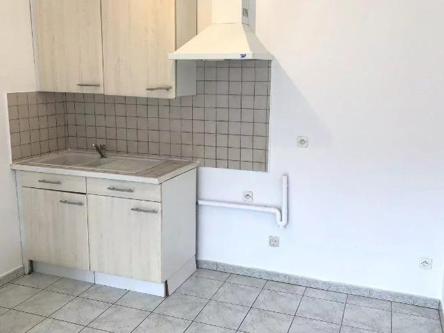 Appartement 2 pièces, 42 m² à louer à Lyon 8 69008