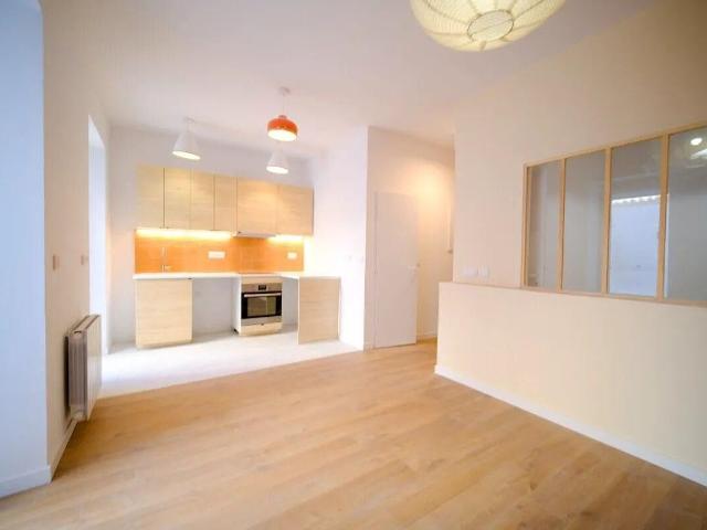 Appartement 2 pièces, 42 m² à louer à Marseille 4 13004
