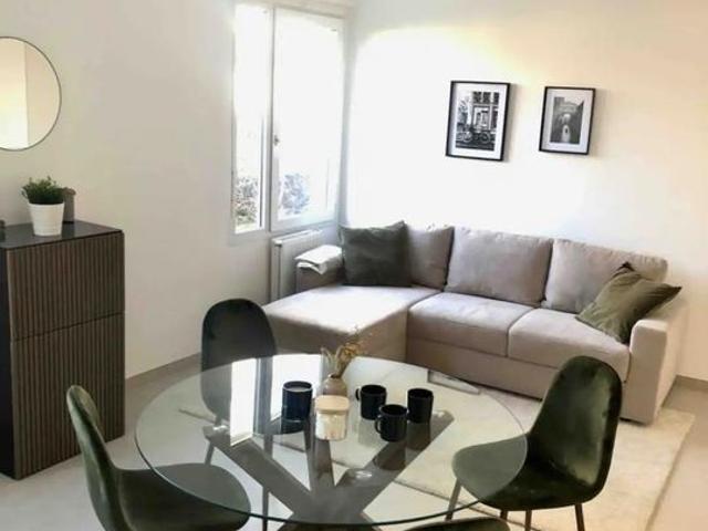Appartement 2 pièces, 42 m² à louer à Marseille 8 13008