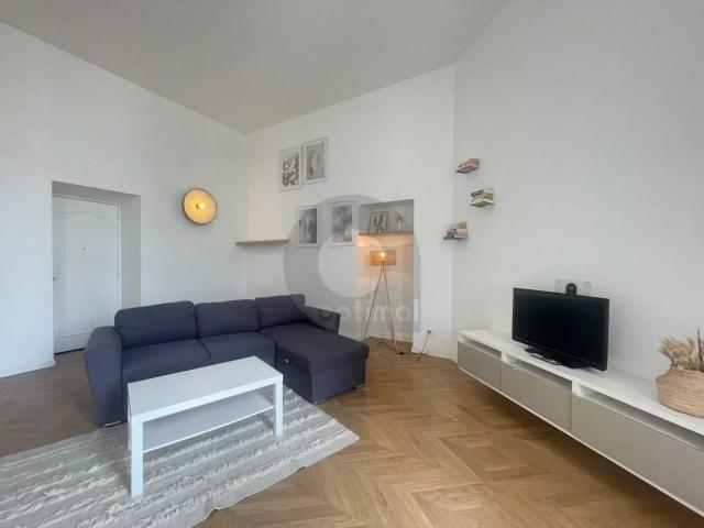 A louer: Appartement meublé esprit loft