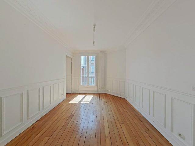 Appartement 2 pièces, 42 m² à louer à Paris 15 75015