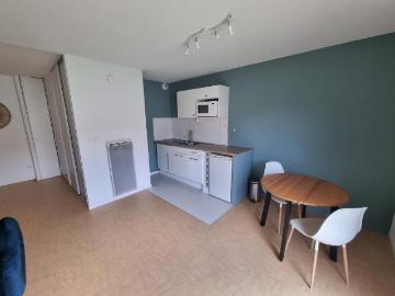 Appartement 2 pièces, 42 m² à louer à Saint Genis Laval 69230