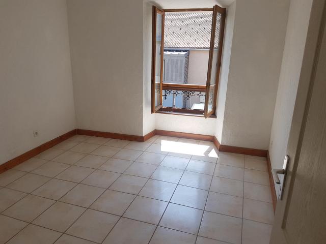 Appartement 2 pièces, 42 m² à louer à Sinard 38650