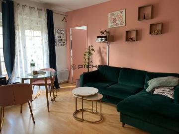 Appartement 2 pièces 47,60 m2 Parking et cave Bourg la Reine