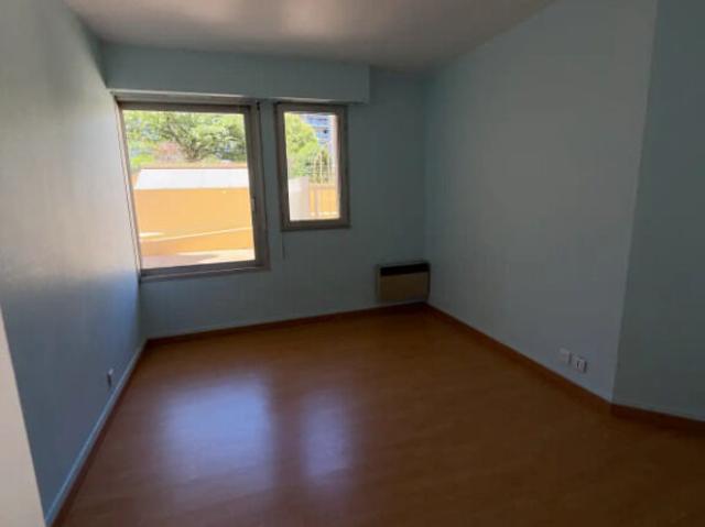 Appartement 2 pièces, 47 m² à louer à Bordeaux 33000