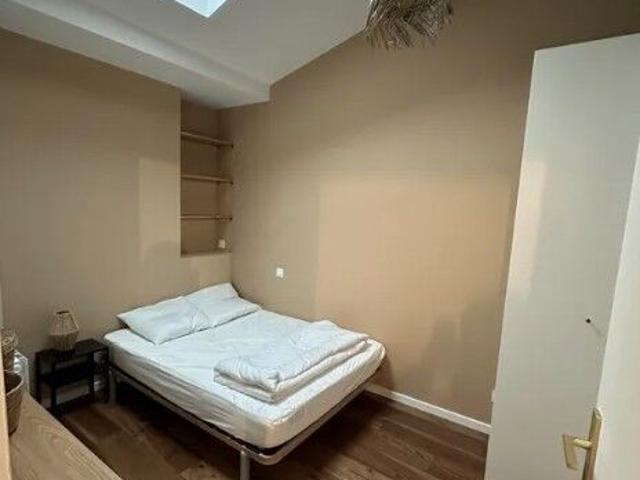 Appartement 2 pièces, 47 m² à louer à Bordeaux 33000