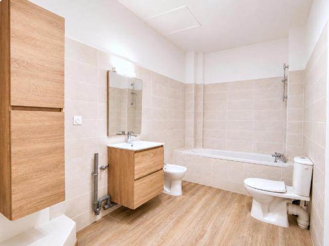Appartement 2 pièces, 47 m² à louer à Narbonne 11100