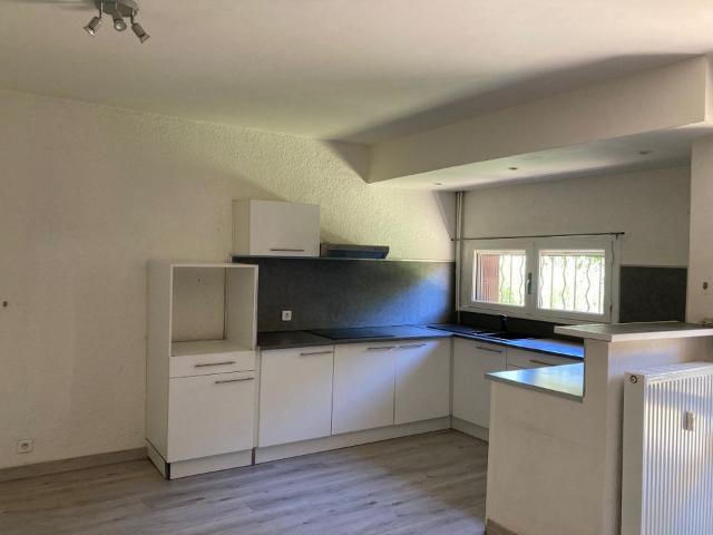 Appartement 2 pièces, 47 m² à louer à Nîmes 30000