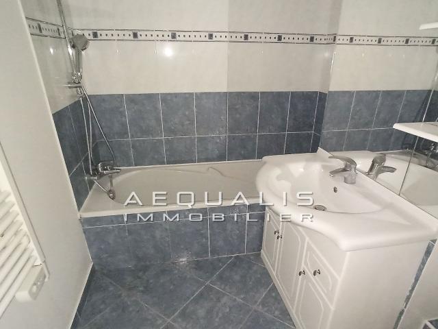 Appartement 2 pièces, 47 m² à louer à Saint Laurent du Var 06700