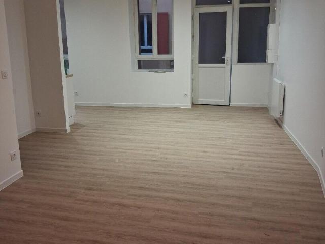 Appartement 2 pièces, 47 m² à louer à Saint Rambert en Bugey 01230