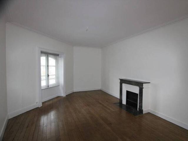 Appartement 2 pièces 44000 Nantes Centre ville Réf: 12039