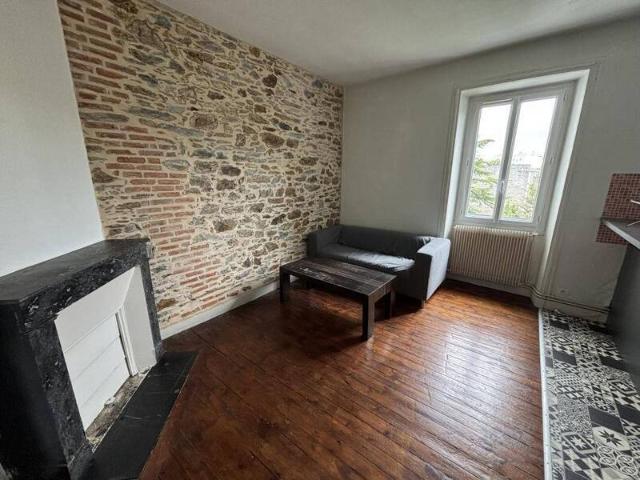 Appartement 2 pièces 44000 Nantes TORTIERE Réf: 11070