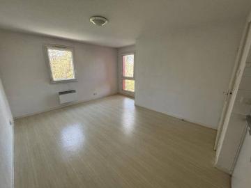 Appartement 2 pièces 44300 Nantes Bourgeonnière Petit Port Réf: 10163