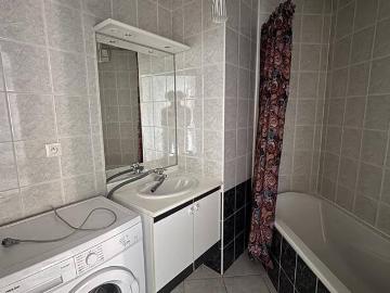Appartement à louer à Université-Jonelière - Cave