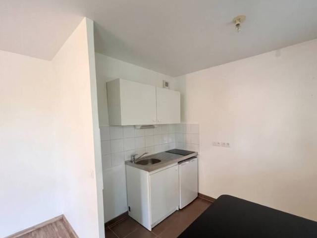 Appartement 2 pièces 44300 Nantes Saint Joseph Erdre Réf: 11915