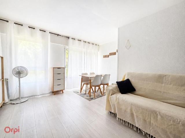 Appartement 2 pièces, 44 m² à louer à Agde 34300
