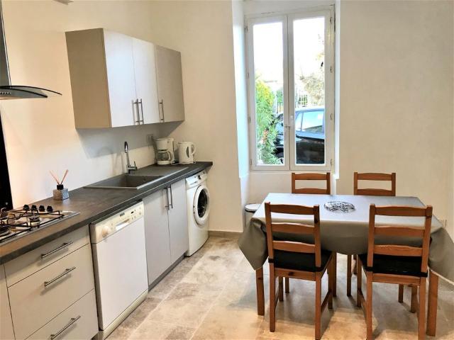 Appartement 2 pièces, 44 m² à louer à Hyères 83400