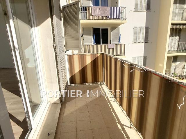 Appartement 2 pièces, 45 m² à louer à Antibes 06600
