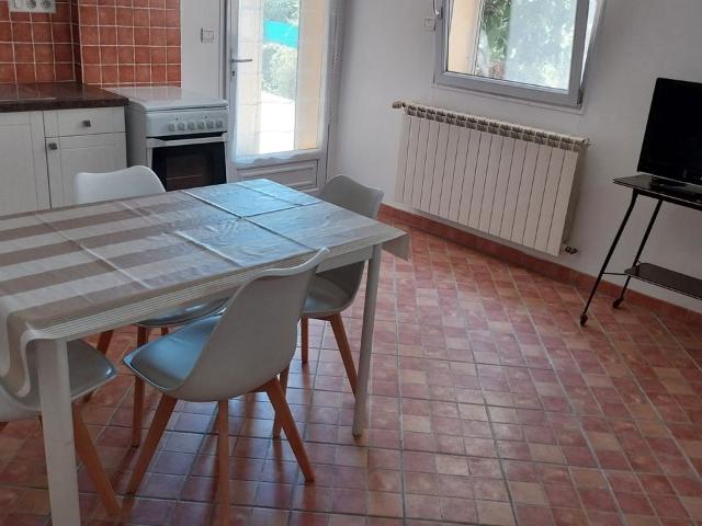 Appartement 2 pièces, 45 m² à louer à Bouc Bel Air 13320