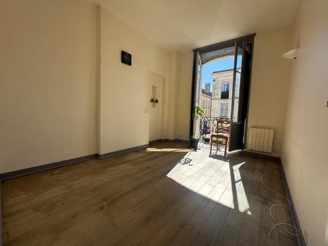 Appartement 2 pièces, 45 m² à louer à Cadillac sur Garonne 33410